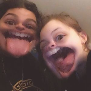 Meet your Posher, Kazmine